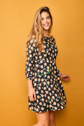 Calima Margaritas Kurzes Kleid